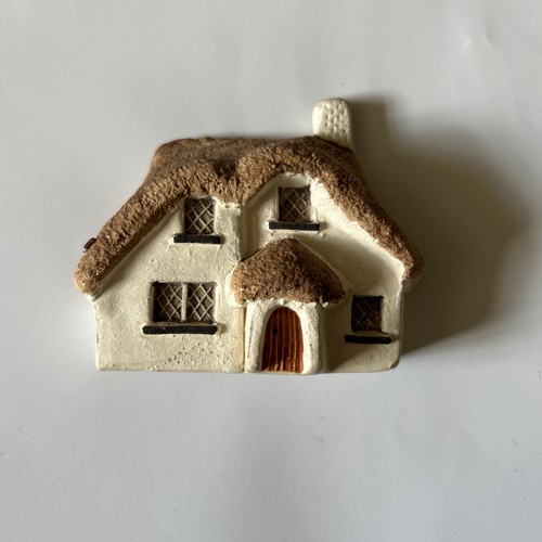 Vintage cottage miniature - vintage, by