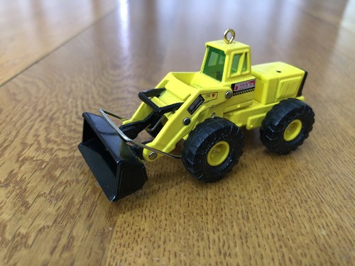 1997 hallmark keepsake - 1997, mighty