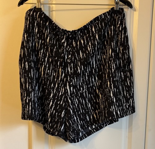 Ladies shorts - shorts,