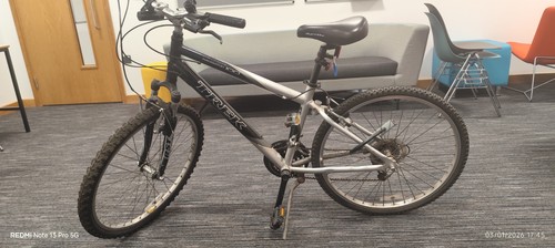 Trek navigator 100 hybrid - trek, bike