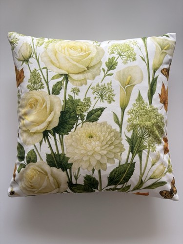 Soft velvet cushion - soft,