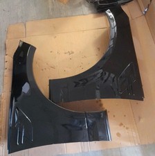 Pair of Range Rover Sport L494 2015 Front Wings. SVR Autobiography