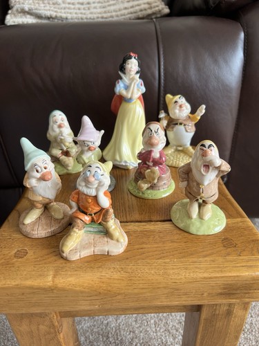 Royal doulton disney - doulton, snow