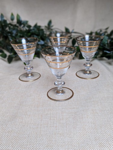 Vintage gold rimmed - gold,