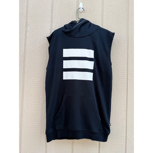 Adidas medium sleeveless - medium,