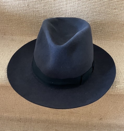 Grey fedora hat - wide, brim