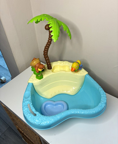 Baby born blue bath - born,