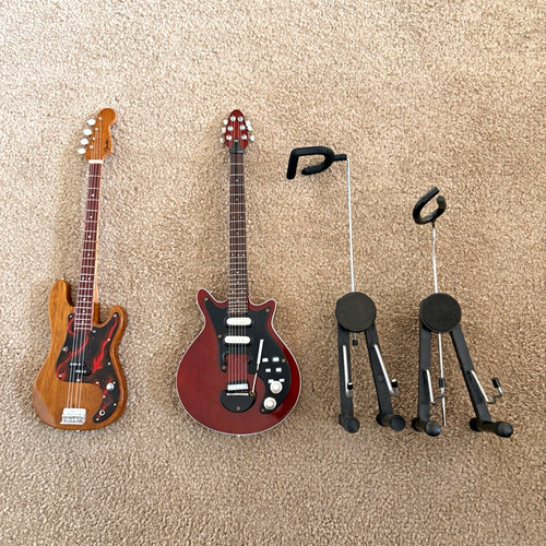 Queen mini guitar - , replica
