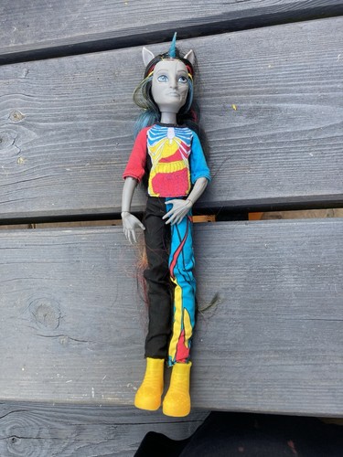 Monster high neighthan rot - high,