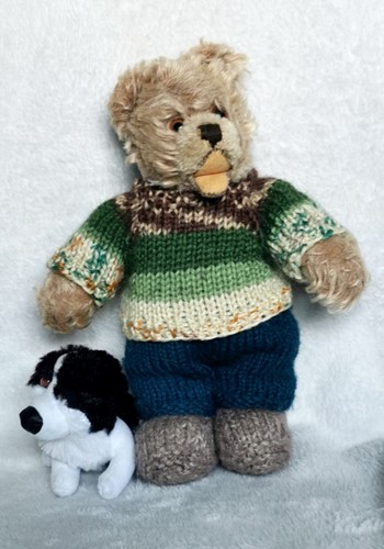 Hand knitted teddy - hand,
