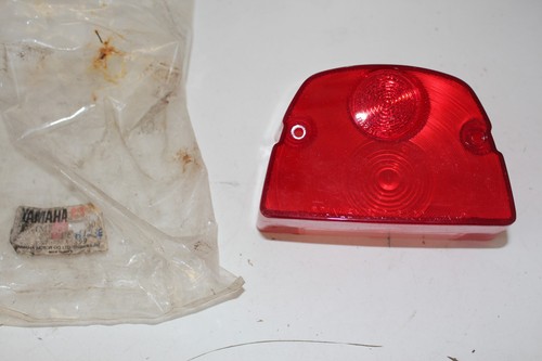 Yamaha rear tail light - rear, lens
