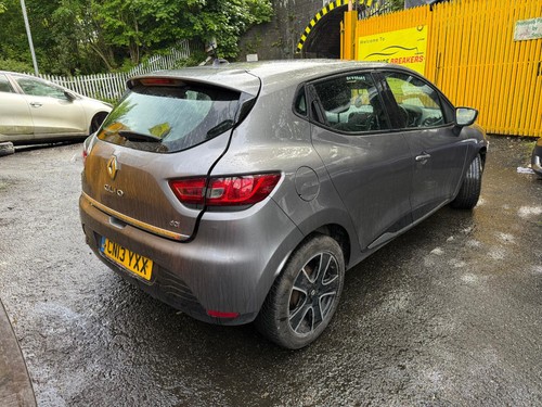 2013 renualt clio - renualt,