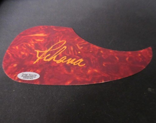 Authentic rihanna - **🔥,