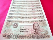 Lot Of 10 X Vietnam Banknotes