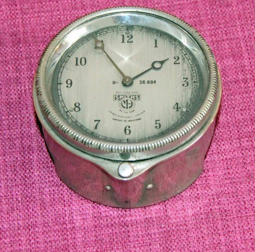 Smiths vintage car clock - smiths,