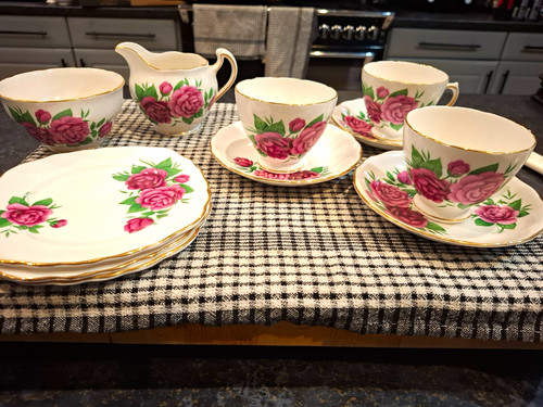 Royal vale bone china floral - vale,