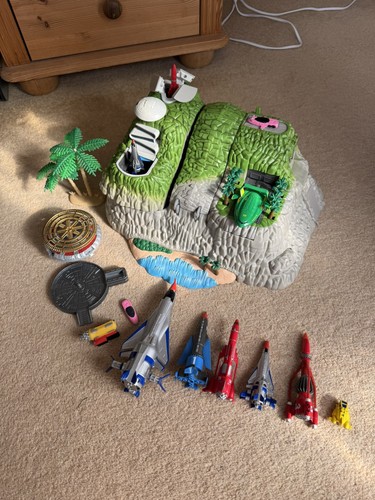 Bandai vintage thunderbirds - vintage,