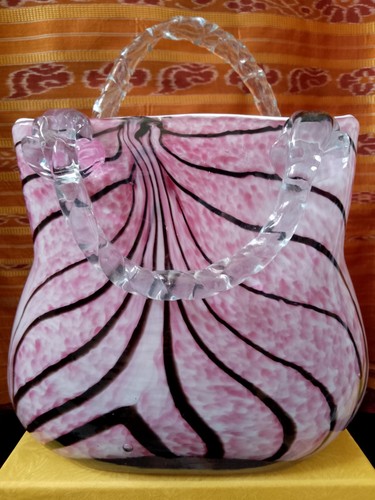 Beautiful lilac pink glass - beautiful,