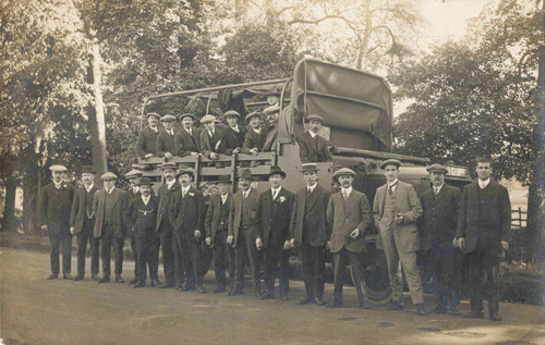 Men with open - men, bus/wagon