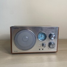 Sanyo RP-WD15 vintage AM FM AUX Radio Stereo Wood Effect Retro