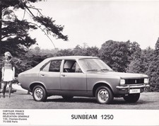 CHRYSLER FRANCH SUNBEAM 1250, FRONT SIDE VIEW PERIOD PHOTOGRAPH.