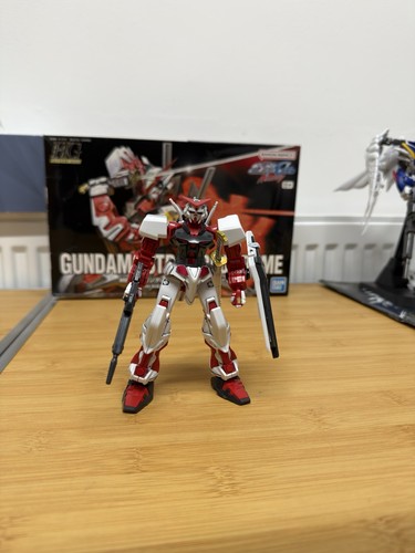 Gundam astray red frame - red,