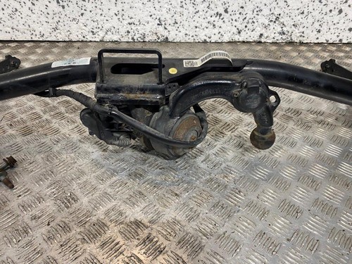 Audi 5 door hatch - 8v,