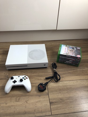 Xbox one console with - one,