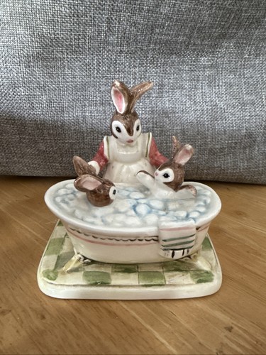 Vintage mummy rabbit bathing - mummy,
