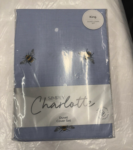 Simply charlotte bees - bees, blue