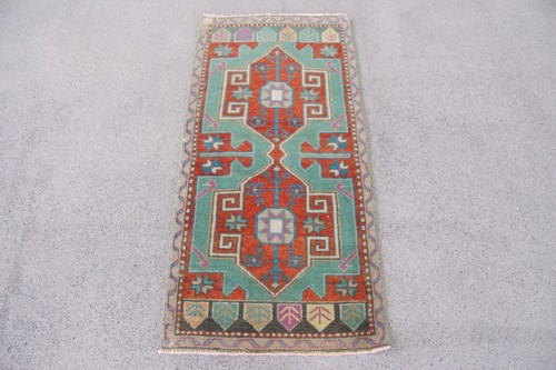 Vintage turkish rug - vintage, small