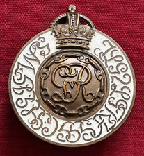 Scarce WW1 Household Brigade Officer Cadet Battalion British Military Cap Badge