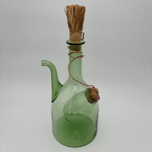 Vintage wine decanter - vintage, italian
