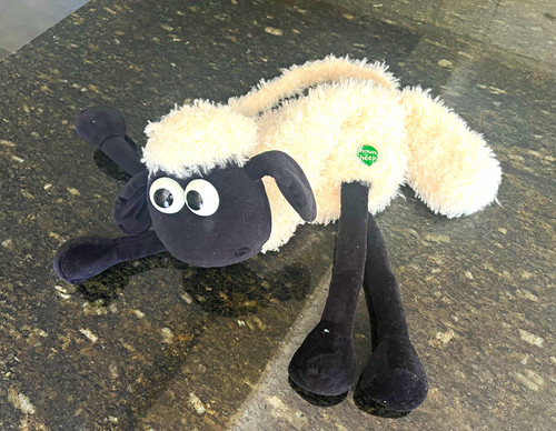 Shaun the sheep plush - shaun,