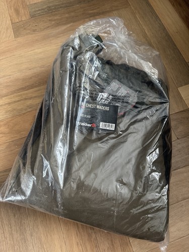 Trakker chest waders size - trakker,