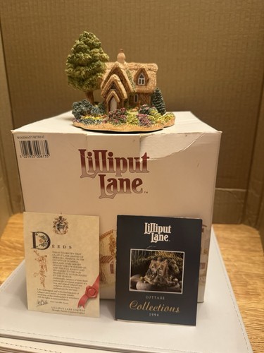 Lilliput lane woodmans retreat - lilliput,