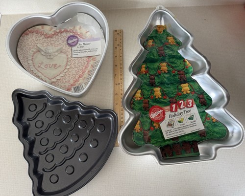 Wilton cake and cookie pans - wilton,
