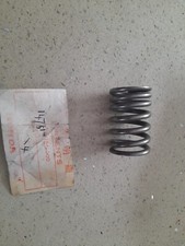 Honda CB 250 CL 350 CJ 360 Valve Spring Genuine NOS New 