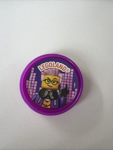Legoland windsor pop badge - legoland, dj