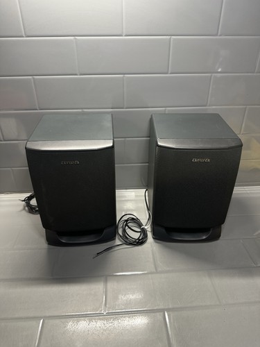 Aiwa stereo bookshelf speakers - aiwa,
