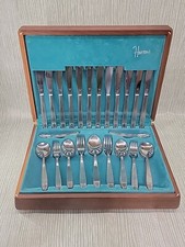 Vintage Retro Empire Harrow 44