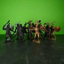 PLASTIC KNIGHT FIGURES -
