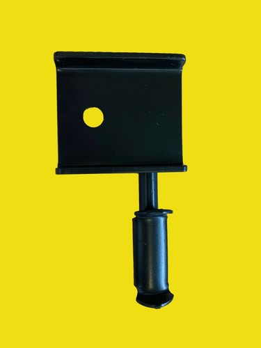 Esr95 rear exhaust bracket - exhaust,