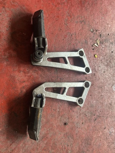 Honda ns125r rear pillions - honda,