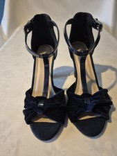BNWOT M&CO Womens  Navy  &