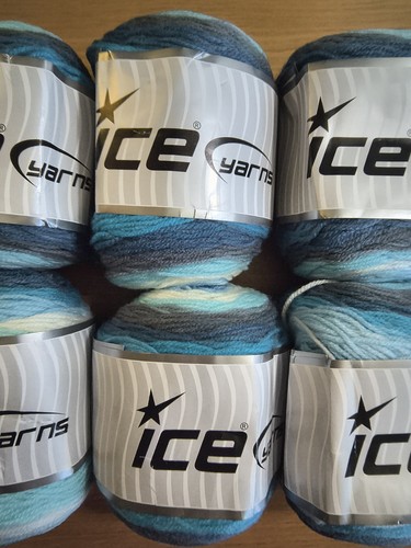 Wool yarn cakes - yarn,