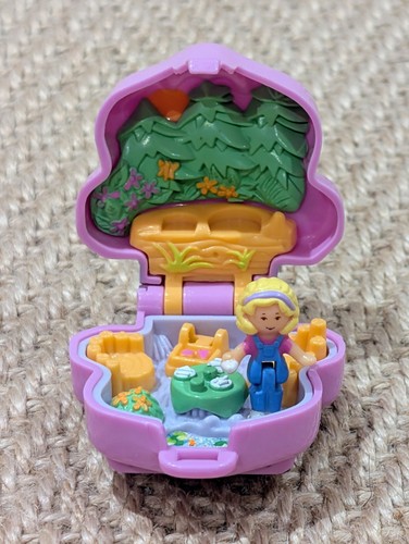 Very rare vintage polly pocket - very,