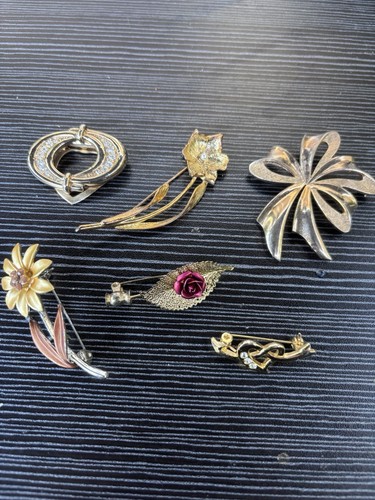6pc vintage costume jewelry - vintage,