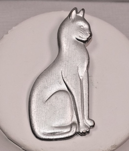 G83 vintage silver toned metal - g83,