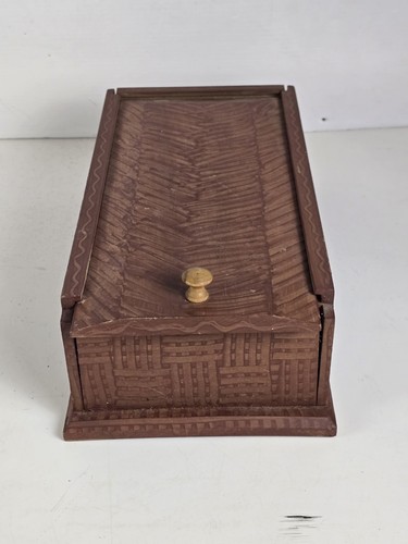 Vintage handmade wood trinket - handmade,